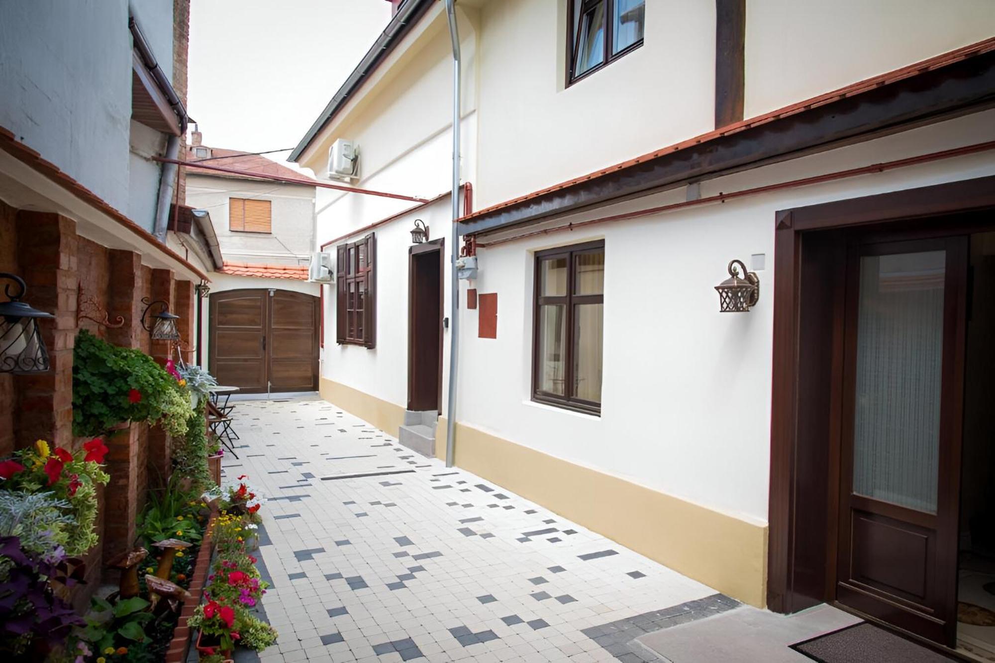 Cochet House Sibiu Lejlighedshotel Eksteriør billede