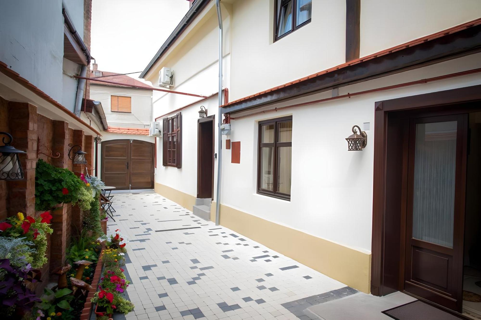 Cochet House Sibiu Lejlighedshotel Eksteriør billede